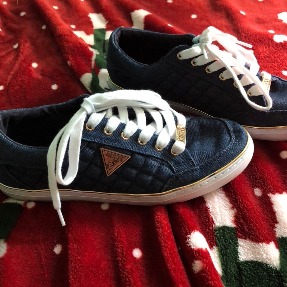 GUESS denim style with gold outlines sneakers